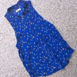 SALE 3 for $5 Hollister Sailboat Print Top